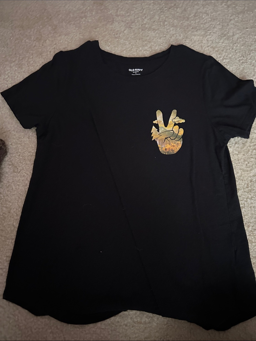 Old Navy Black Short-Sleeve Tee with Sunset Peace Hand Graphic